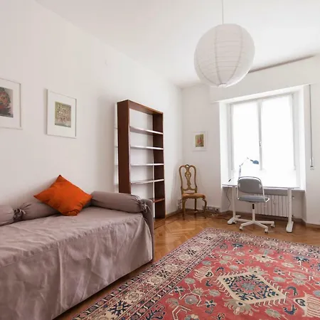 2 Bdr Lovely Flat In Front Of Bocconi University Διαμέρισμα Μιλάνο