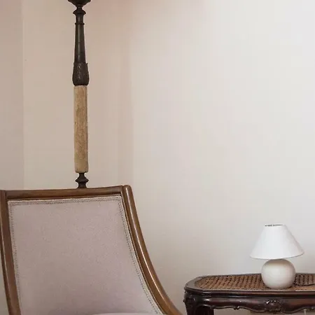 2 Bdr Lovely Flat In Front Of Bocconi University Διαμέρισμα *