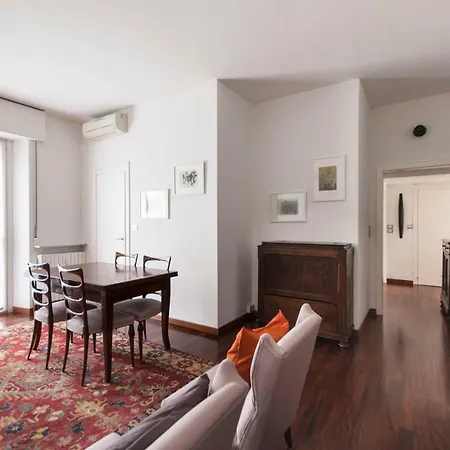2 Bdr Lovely Flat In Front Of Bocconi University Διαμέρισμα *